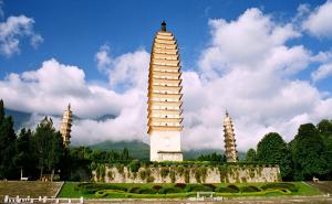 Chongshengsi Three Pagoda Sight Tour